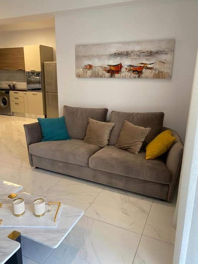 Cosmos Residence Paralimni Bagian luar foto