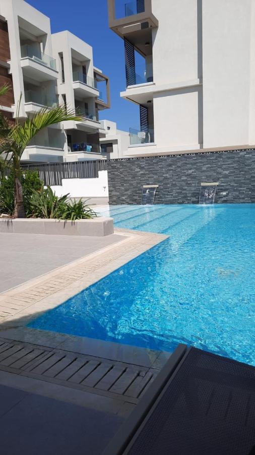 Cosmos Residence Paralimni Bagian luar foto