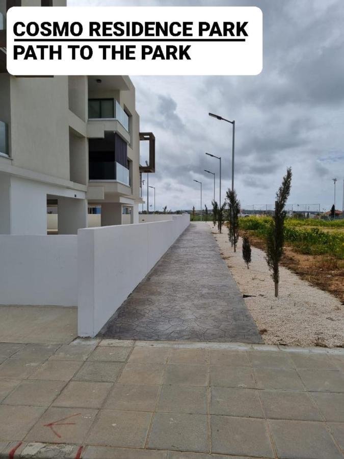 Cosmos Residence Paralimni Bagian luar foto