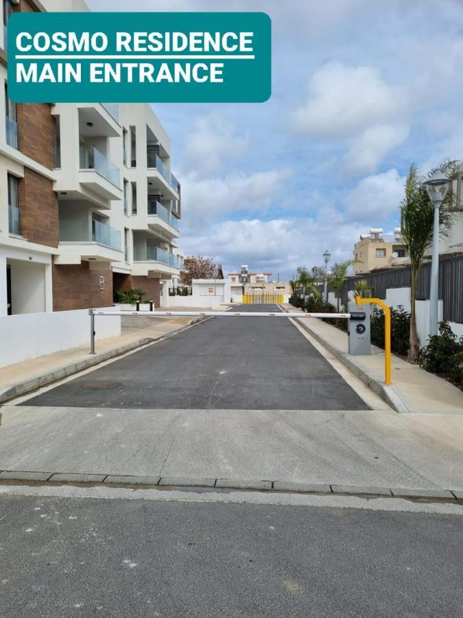 Cosmos Residence Paralimni Bagian luar foto