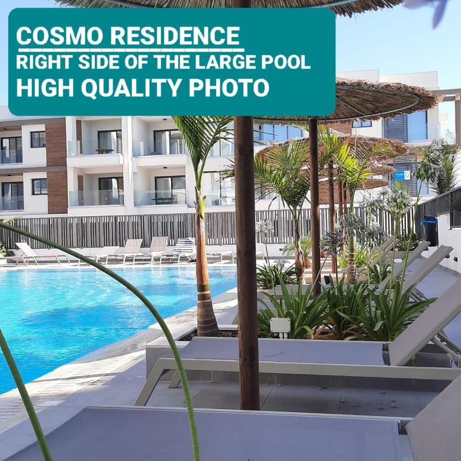 Cosmos Residence Paralimni Bagian luar foto