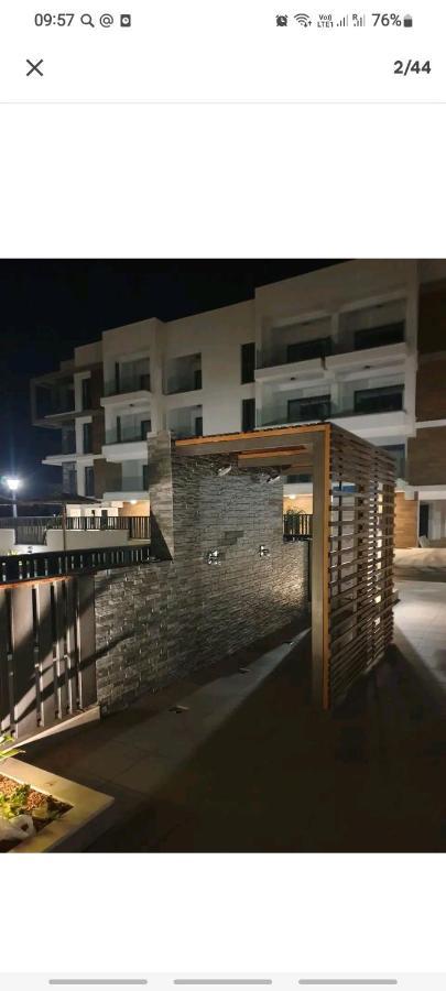 Cosmos Residence Paralimni Bagian luar foto