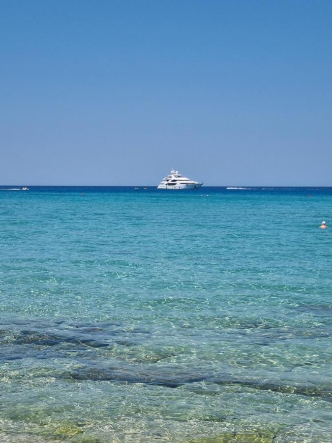 Cosmos Residence Paralimni Bagian luar foto