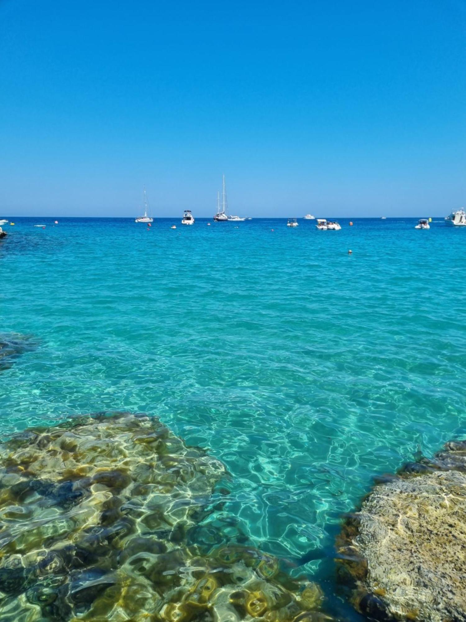 Cosmos Residence Paralimni Bagian luar foto