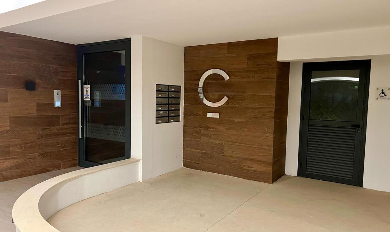Cosmos Residence Paralimni Bagian luar foto