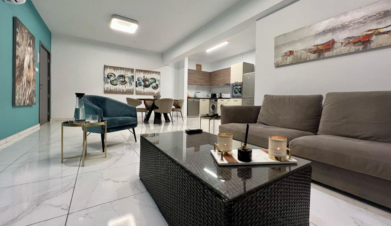 Cosmos Residence Paralimni Bagian luar foto